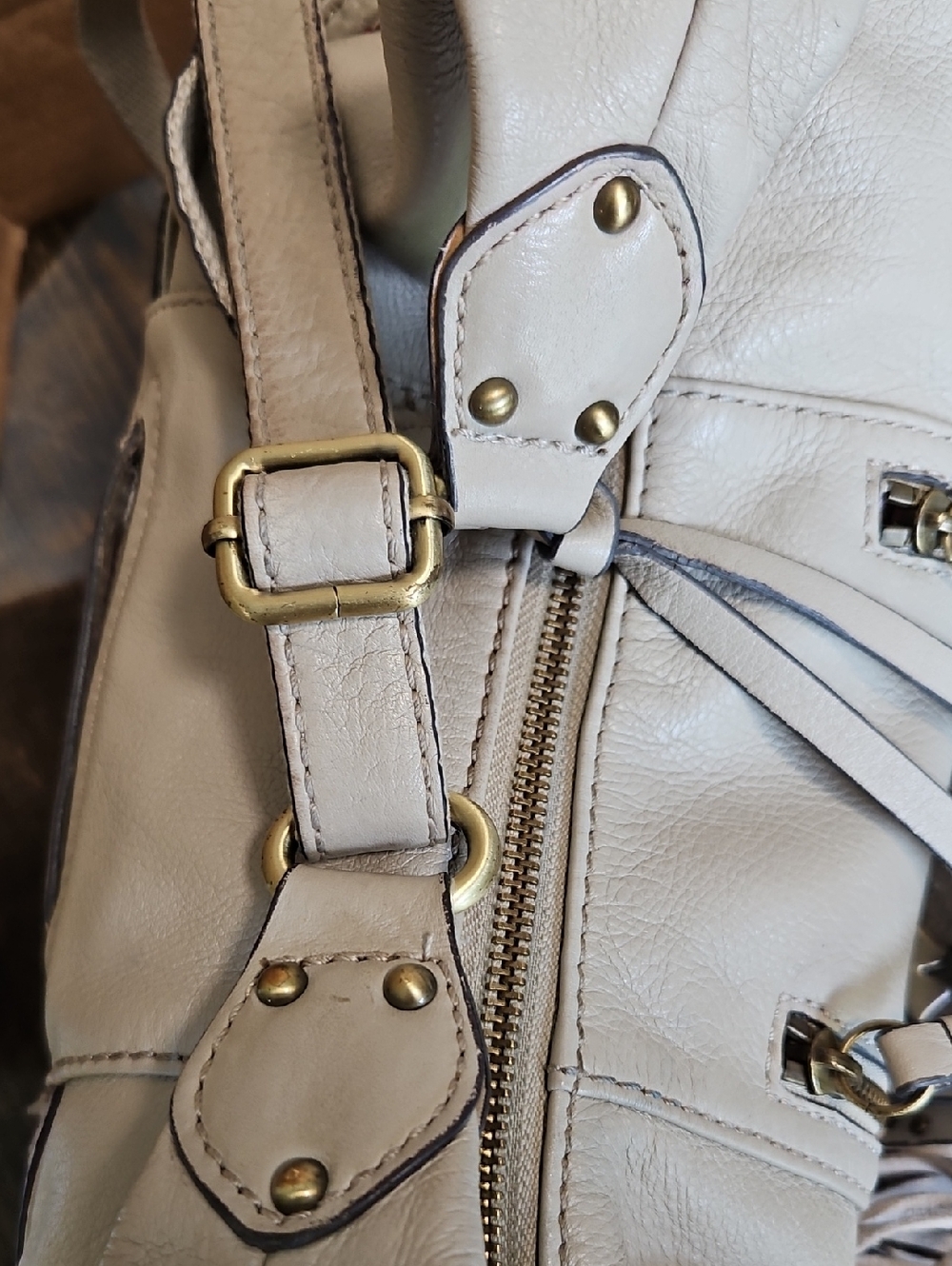 Lucky Brand Vtg. Smoke Gray/Toupe Pebbled Leather Fringe Hobo Crossbody Bag - Picture 15 of 15